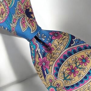 Elegant Floral 100% Micro Fiber Necktie, Color Blue And Pink (3" Wide) - NEW